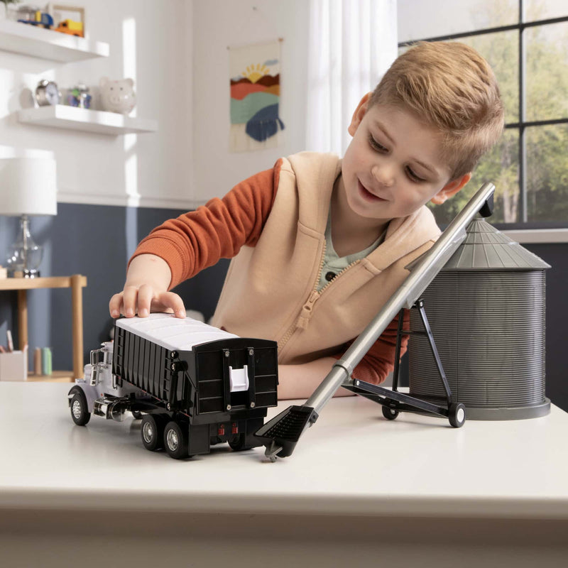 1/32 Peterbilt Model 367 Grain Truck with Grain Bin & Auger by ERTL