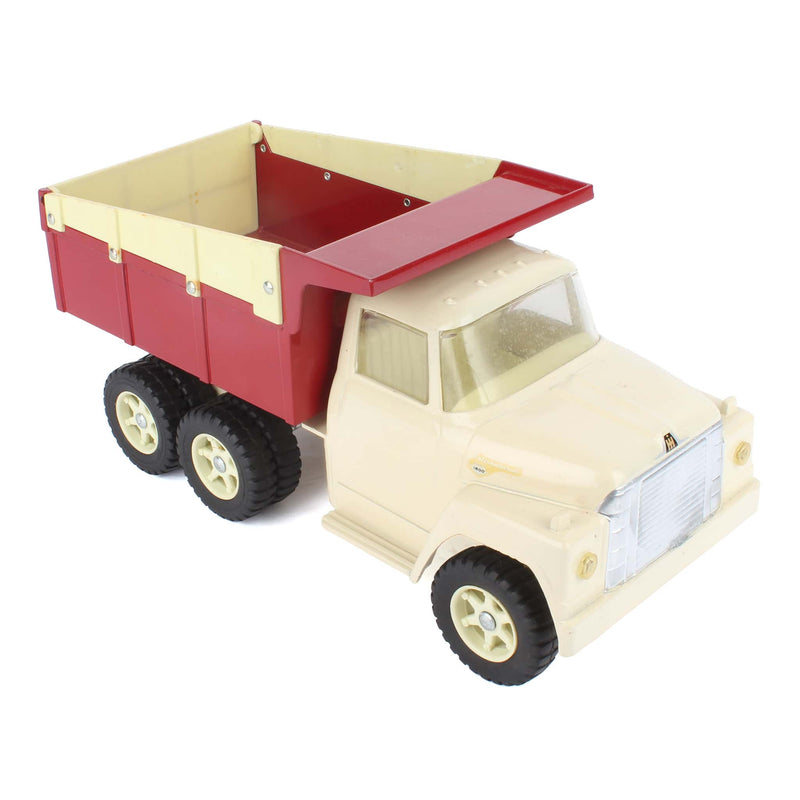 (B&D) International Loadstar 1600 Dump Truck - Loose, No Box