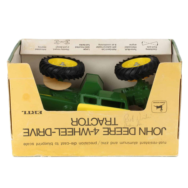 1/16 John Deere 7520 4-Wheel-Drive Tractor by ERTL, 2 Hole Version With Cab Rivet