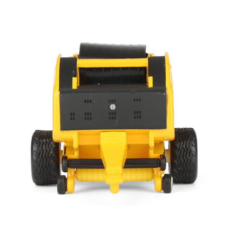 1/64 New Holland 561 Roll-Belt Baler with 6 Round Straw Bales by ERTL