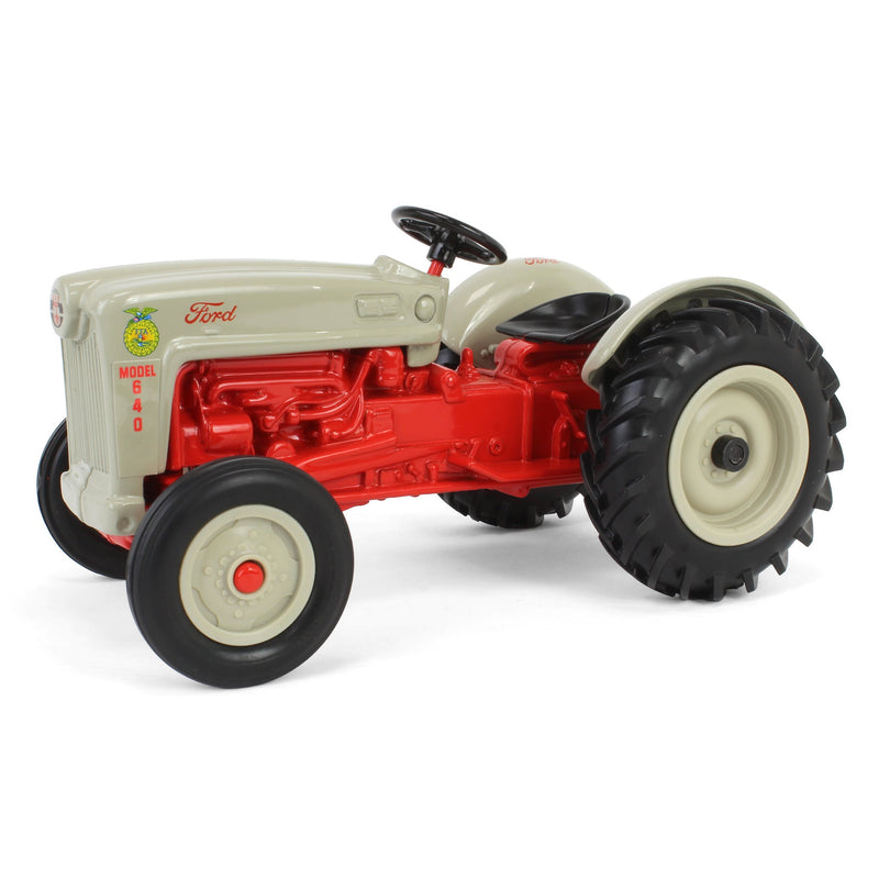 1/16 Ford 640 Tractor with FFA Logo by ERTL