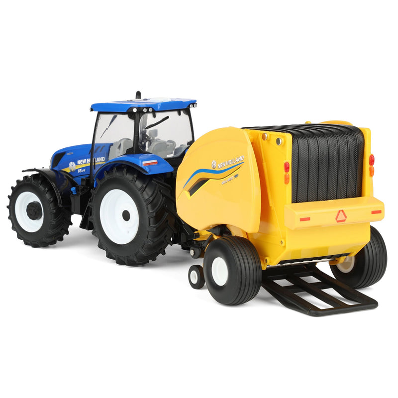 1/32 New Holland T6.175 Tractor with 561 Roll-Belt Baler & 3 Round Bales by ERTL