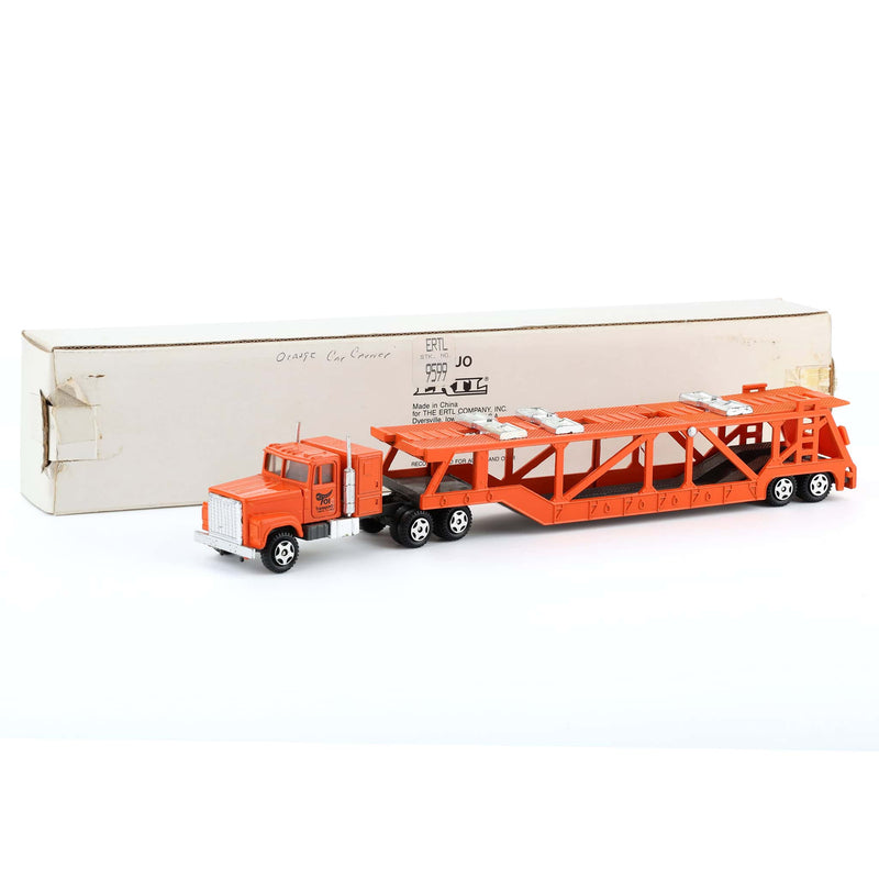 1/64 International Truck with Car Hauler, Toi Transport
