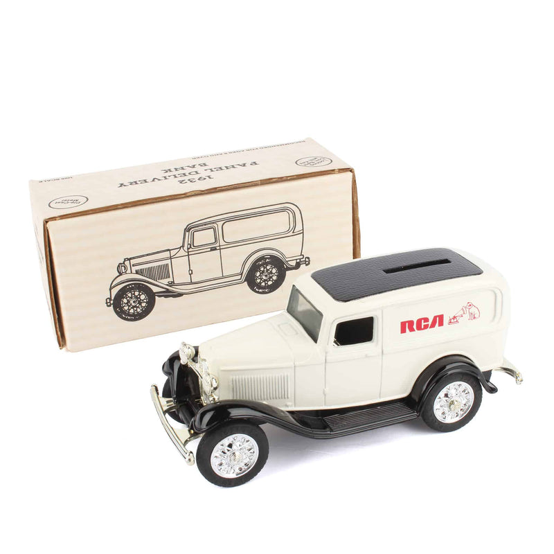 1/25 1932 Ford Delivery Van Bank, RCA