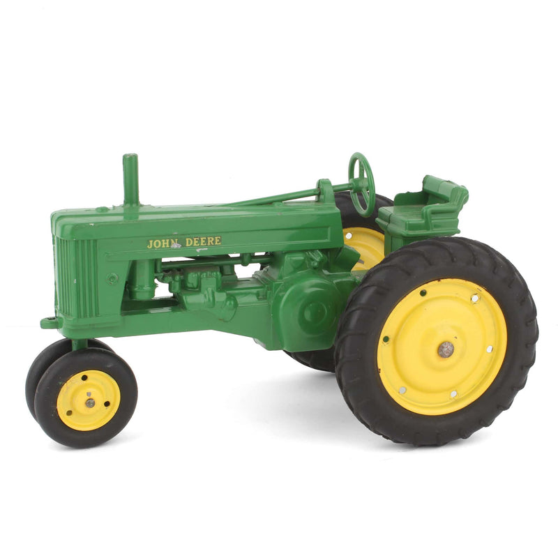 (B&D) 1/16 John Deere 60 Narrow Front Tractor by ESKA - Damaged Item, LOOSE