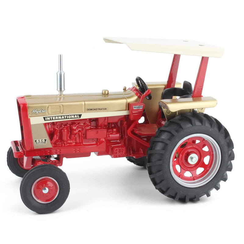 1/16 International Farmall 656 Gold Demonstrator by Scale Models, 2001 Ontario Show - LOOSE