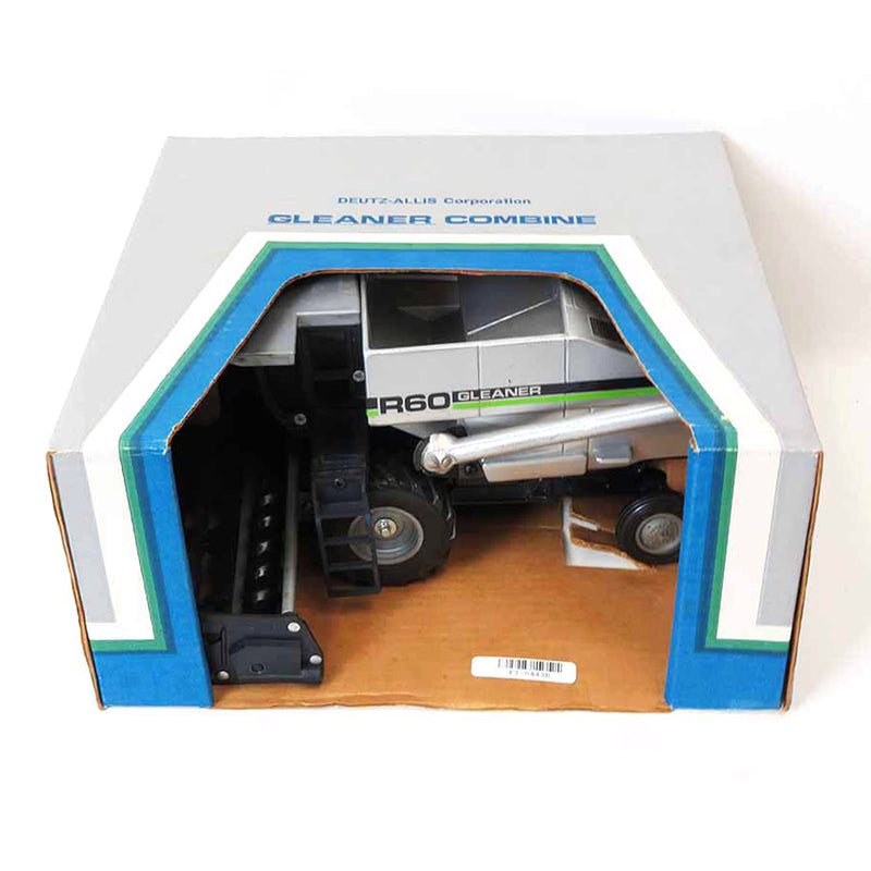 1/24 Deutz-Allis R60 Gleaner Combine with Grain Head, Made in the USA by Scale Models