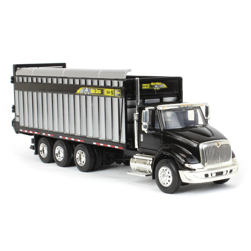 (B&D) 1/64 Black International 8600 Truck with H&S Big Dog 1226 Forage Box by SpecCast - Damaged Box