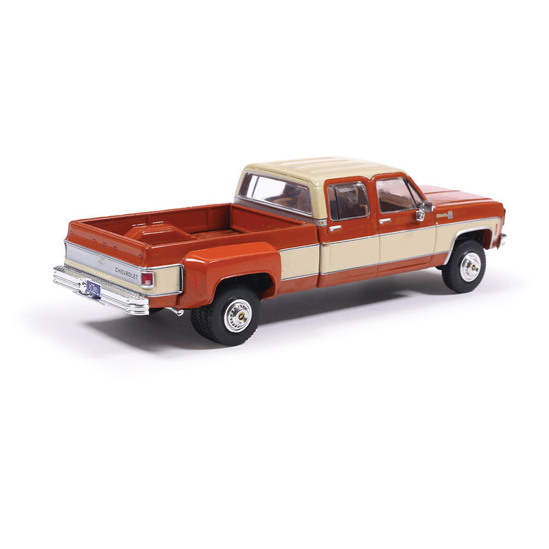 1/64 1975 Chevrolet K30 Crew Cab Dually Grecian Bronze and Santa Fe Tan Deluxe Two-Tone by IXO America