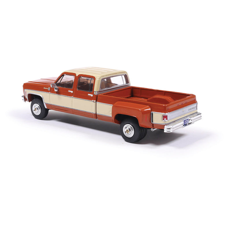 1/64 1975 Chevrolet K30 Crew Cab Dually Grecian Bronze and Santa Fe Tan Deluxe Two-Tone by IXO America