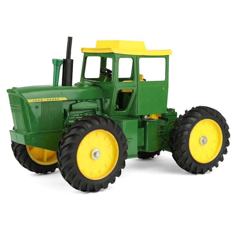 (B&D) 1/16 John Deere 7520 Double Hole 4WD - LOOSE, Used