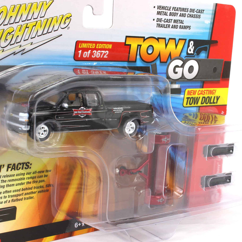 1/64 2022 Chevrolet Silverado with Tow Dolly, Hot Rod Customs, Johnny Lightning Tow & Go