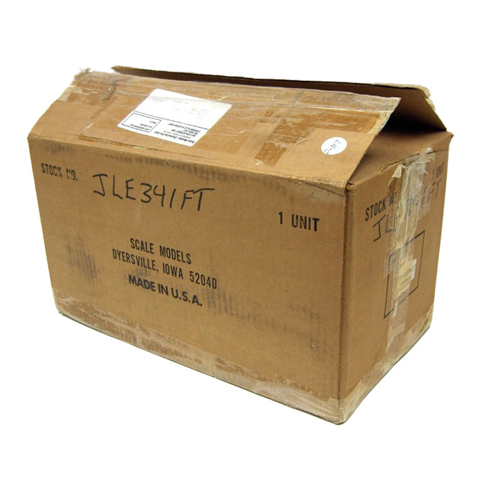 1/16 Ford Versatile 1156 Tractor with Duals by Scale Models