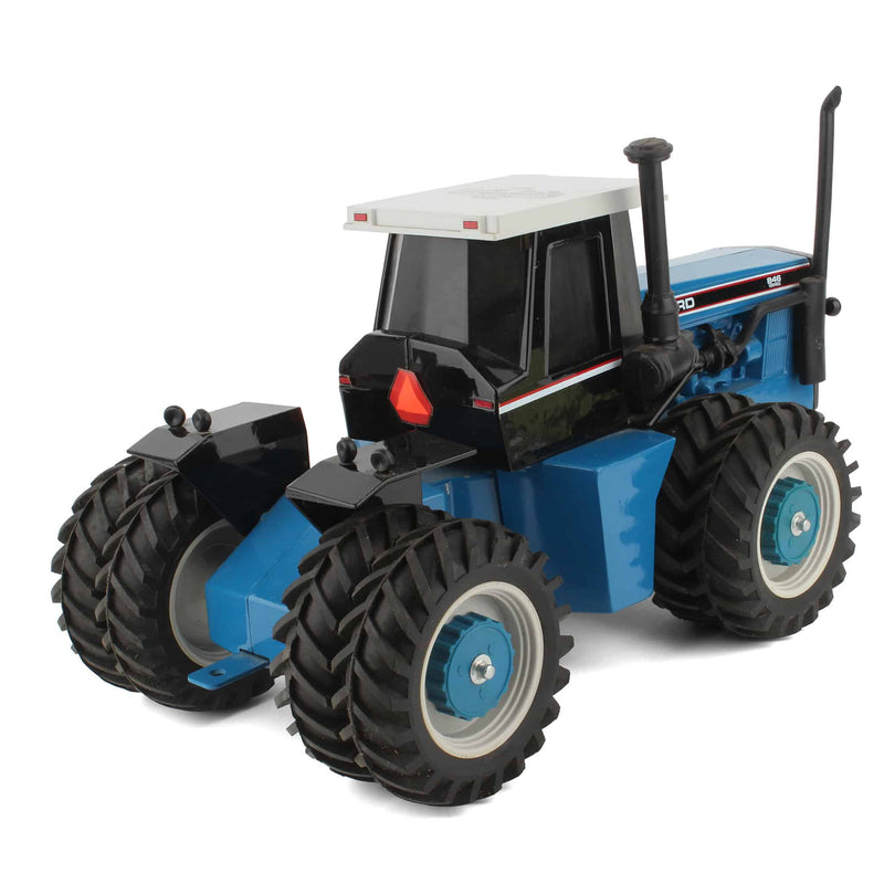 1/16 Ford Versatile 846 Tractor with Duals, 1991 Parts-Mart, Made in the USA by Scale Models