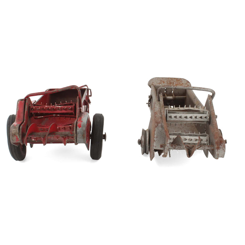 Lot of (1) 1/16 McCormick Deering Manure Spreader and (1) Unfinished Manure Spreader by ESKA