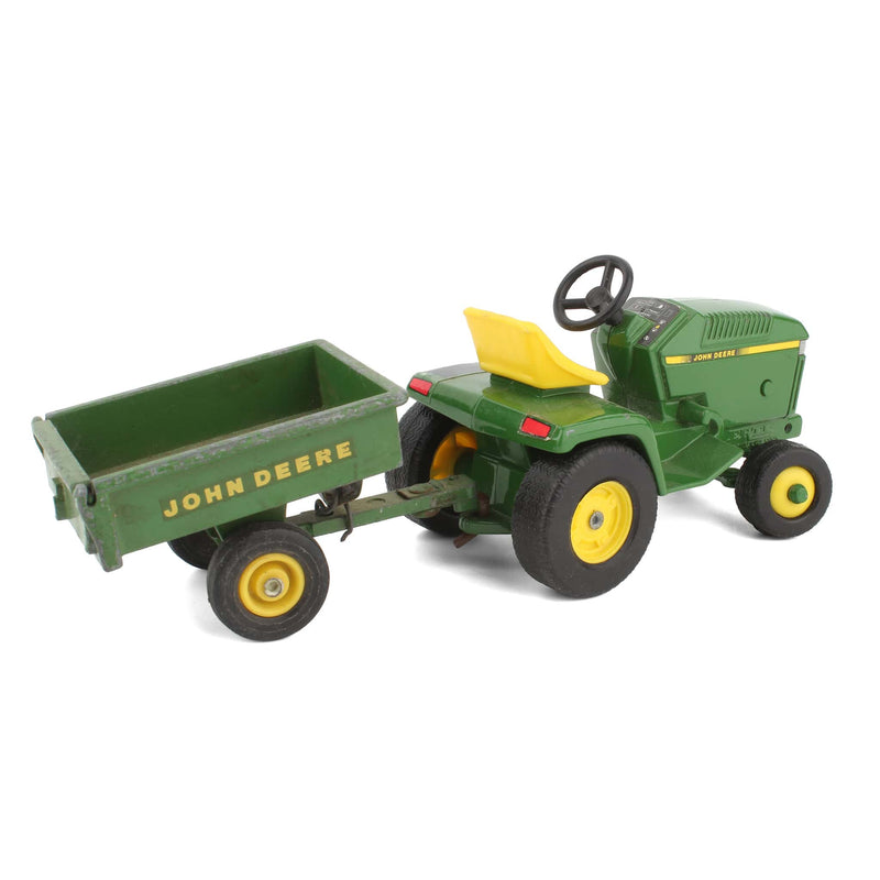 Lot of (2) 1/16 John Deere Lawn and Garden Tractors with Carts