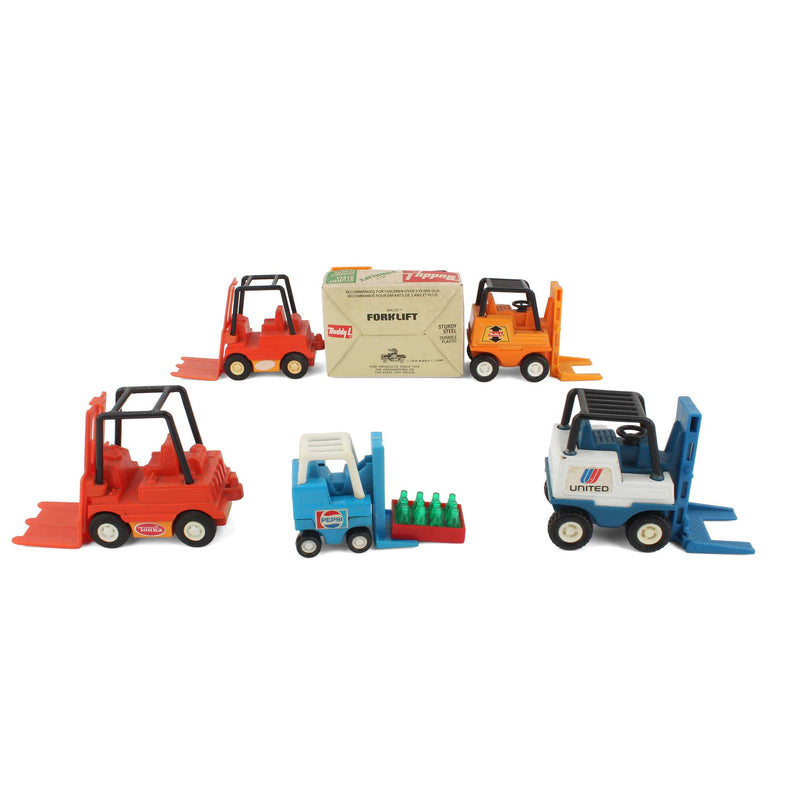Lot of (6) Sitdown Forklifts and (3) Loads