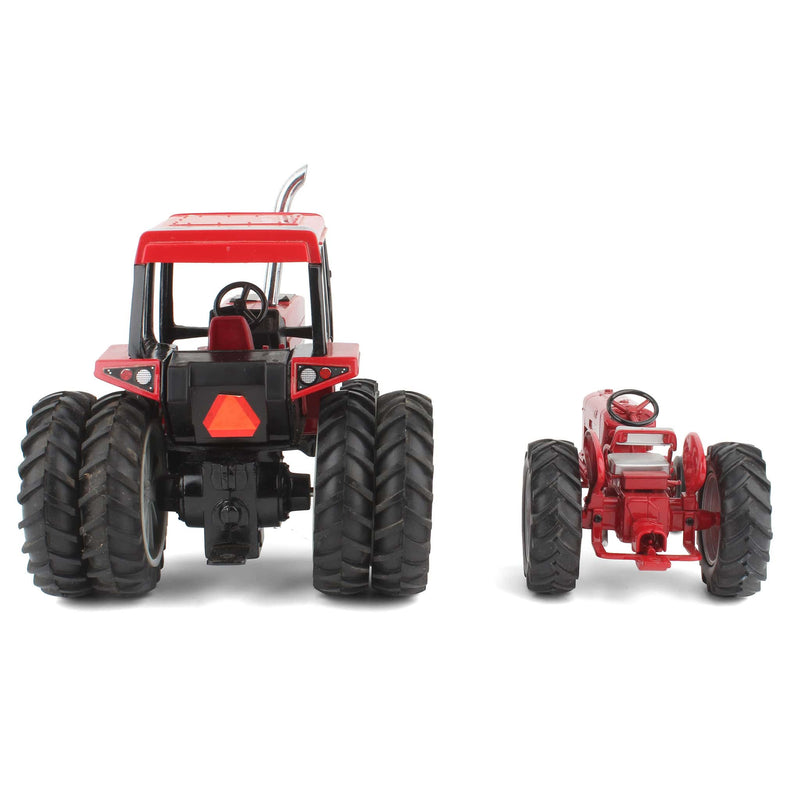 Lot of (1) 1/16 Case IH 5488 Tractor and (1) 1/16 International 300 Utility Custom Tractor