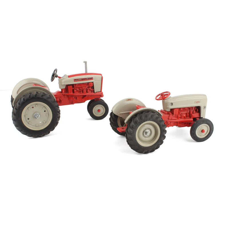 Lot of (2) 1/16 Ford Tractors