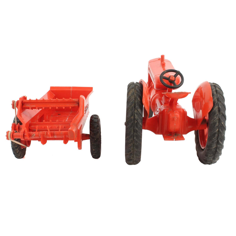 1/16 Case Generic Tractor and Spreader Set by Monarch Plastic Products