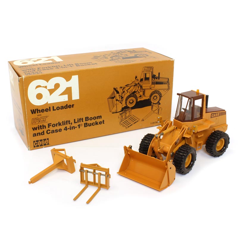 1/35 Case 621 Wheel Loader with Bucket, Boom & Forklift by Norscot