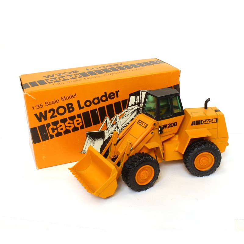 1/35 Case W20B Wheel Loader by NZG
