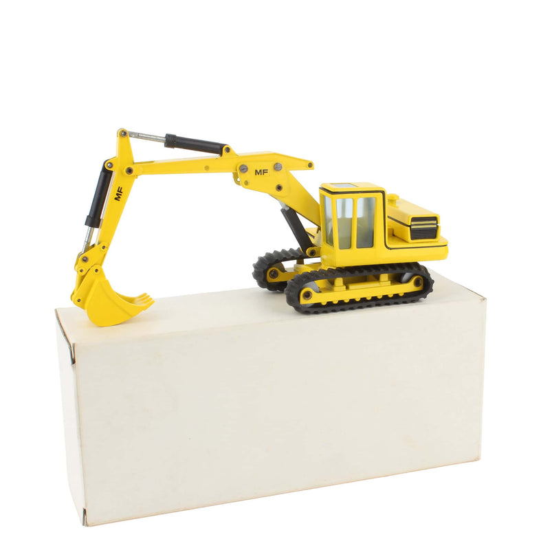 1/50 Massey Ferguson MF450S Excavator by NZG