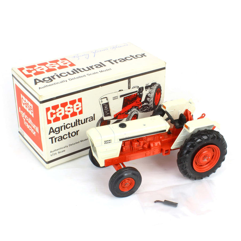 (B&D) 1/25 David Brown 1200 Agricultural Tractor - Damaged Item