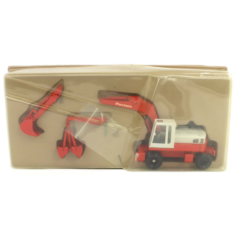 (B&D) Poclain 90 with Attachments - Damaged Item