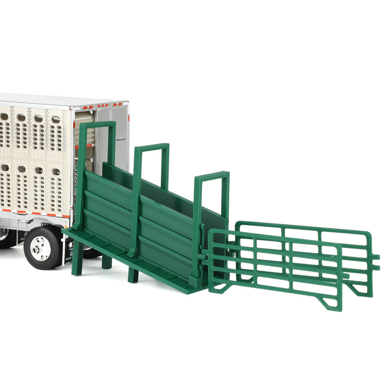 51/64 Green Cattle Loading Ramp with Corral Panels by REVD Toys, 3D Printed