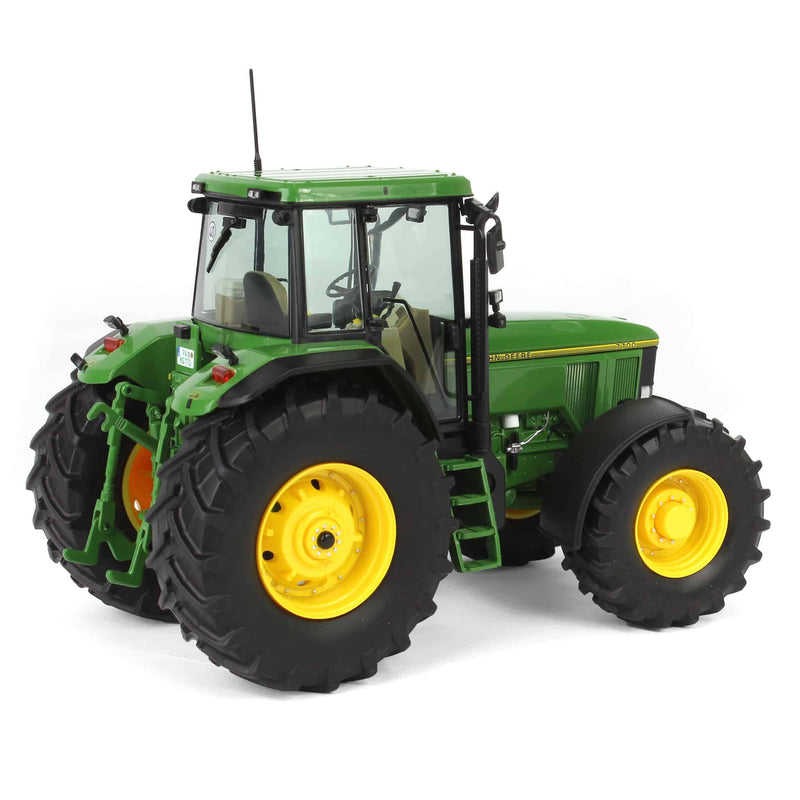 1/32 John Deere 7700 4WD Tractor