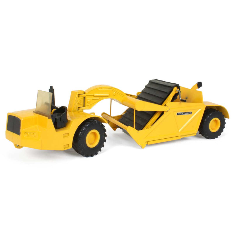 1/16 John Deere Pan Scraper without Cab, made in 1970s by ERTL - LOOSE