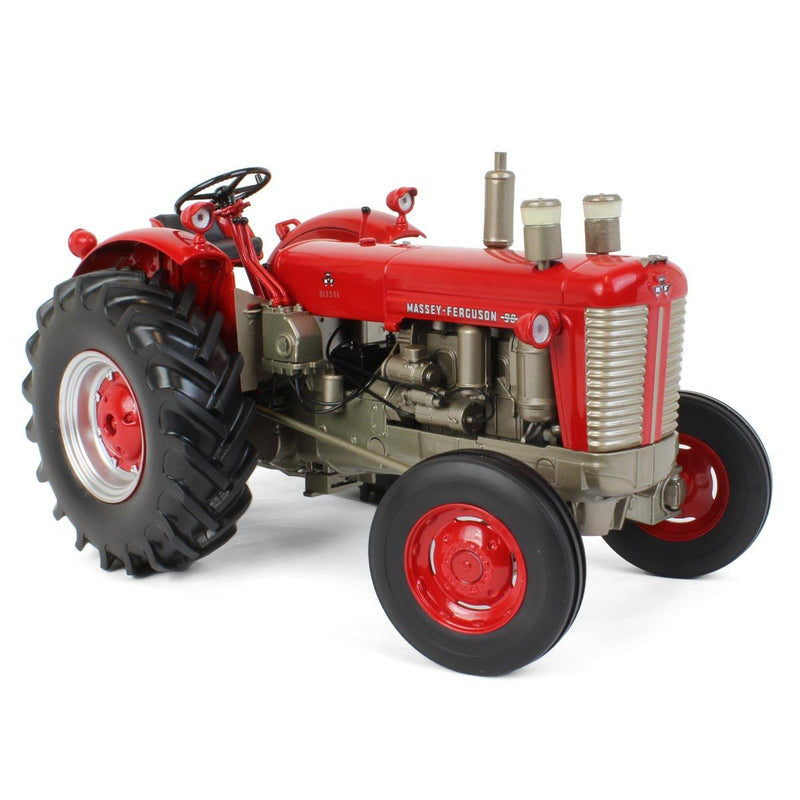 (B&D) 1/16 Massey Ferguson 98 Wide Front Tractor - Damaged Item