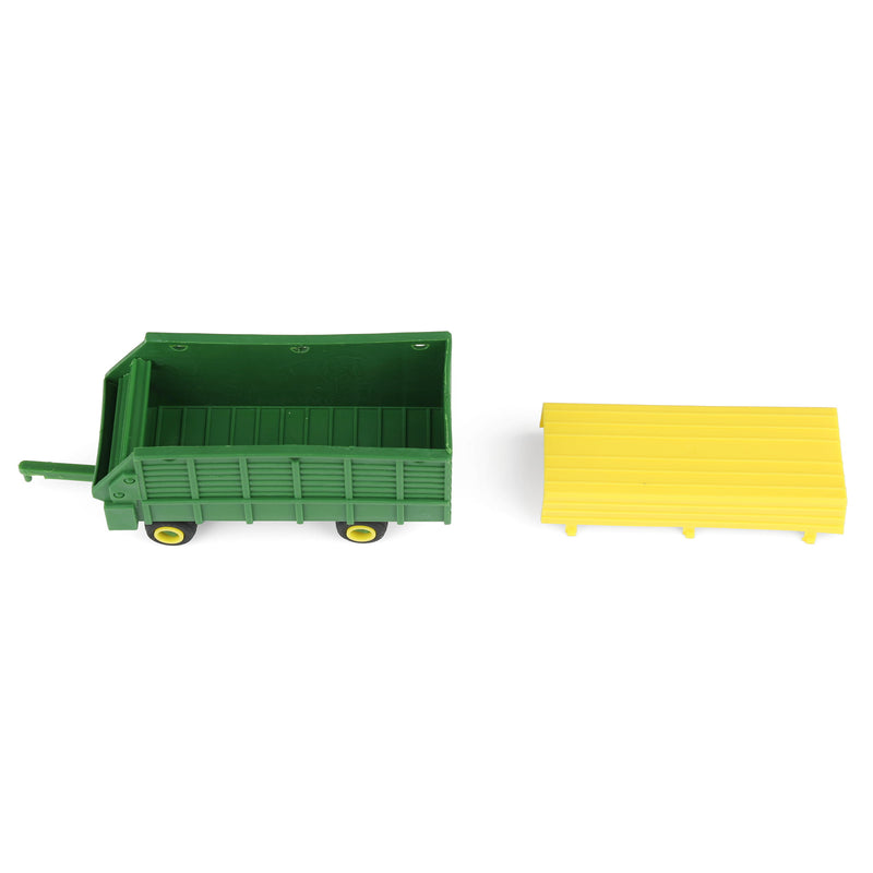 1/64 Green & Yellow Single Axle Forage Wagon by Standi Toys