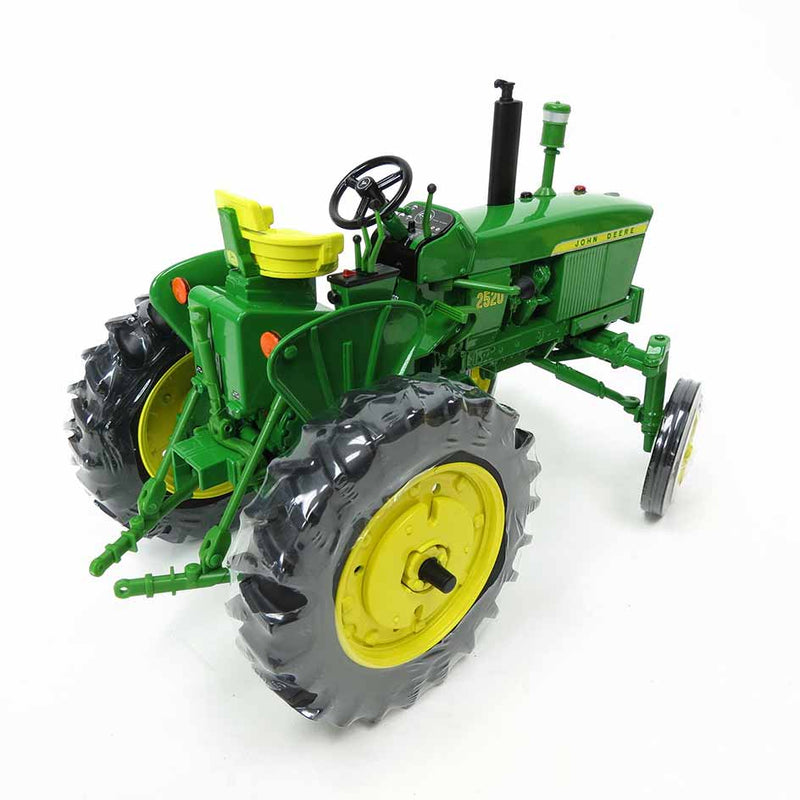 Exhibitor Award Version ~ 1/16 John Deere 2520, 2013 Two-Cylinder Club Expo