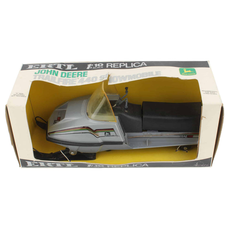 (B&D) 1/10 John Deere Trailfire 440 Plastic Snowmobile by ERTL - Damaged Item