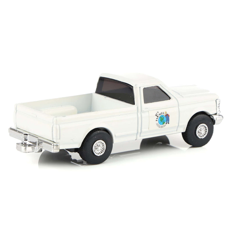 Approximate 1/64 White Pickup, 1998 Toy Farmer Edition