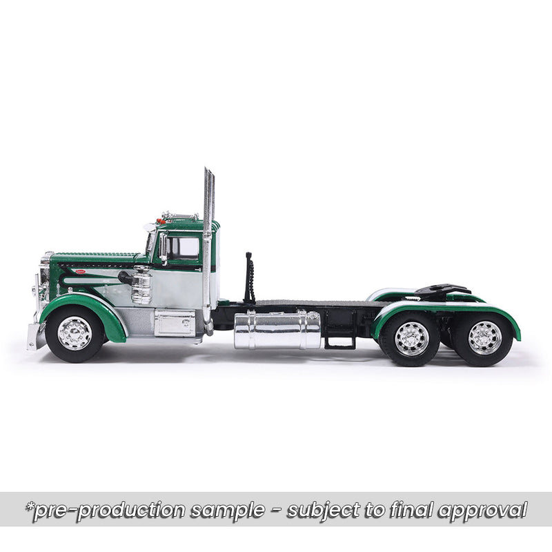 1/64 1952 Peterbilt 350 Green by IXO America