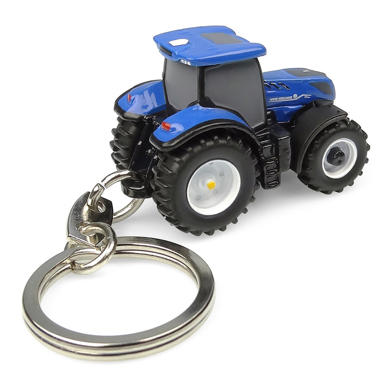 New Holland T7.300 Tractor Keychain