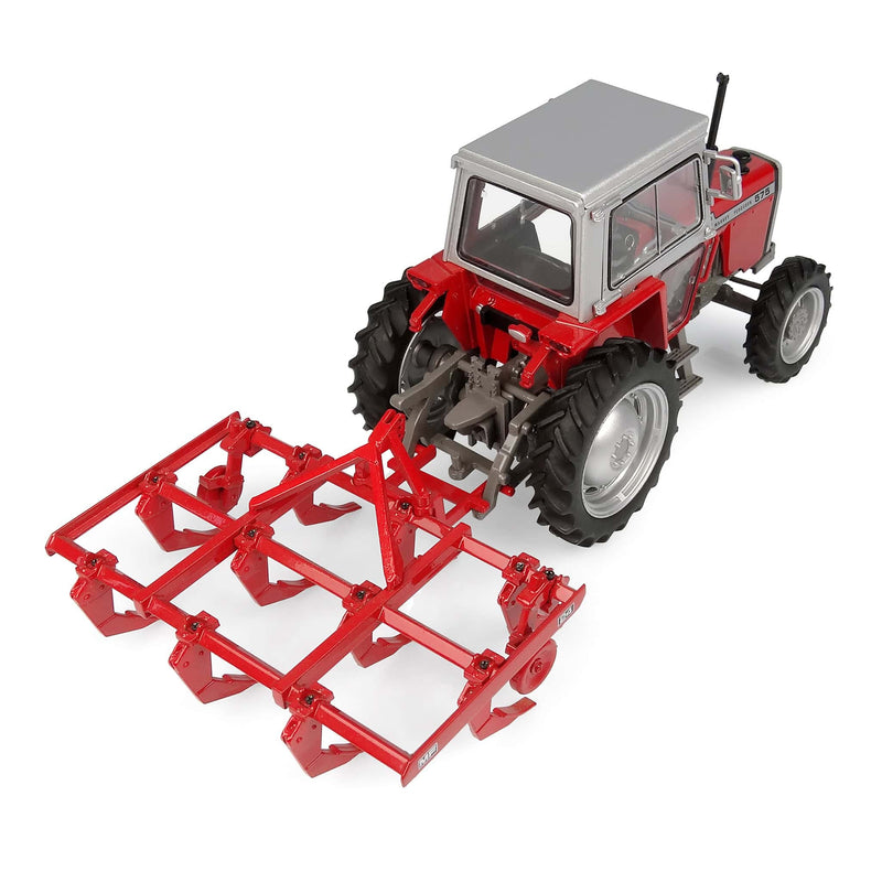 (B&D) 1/32 Massey Ferguson 24 Chisel Plow by Universal Hobbies - Damaged Box