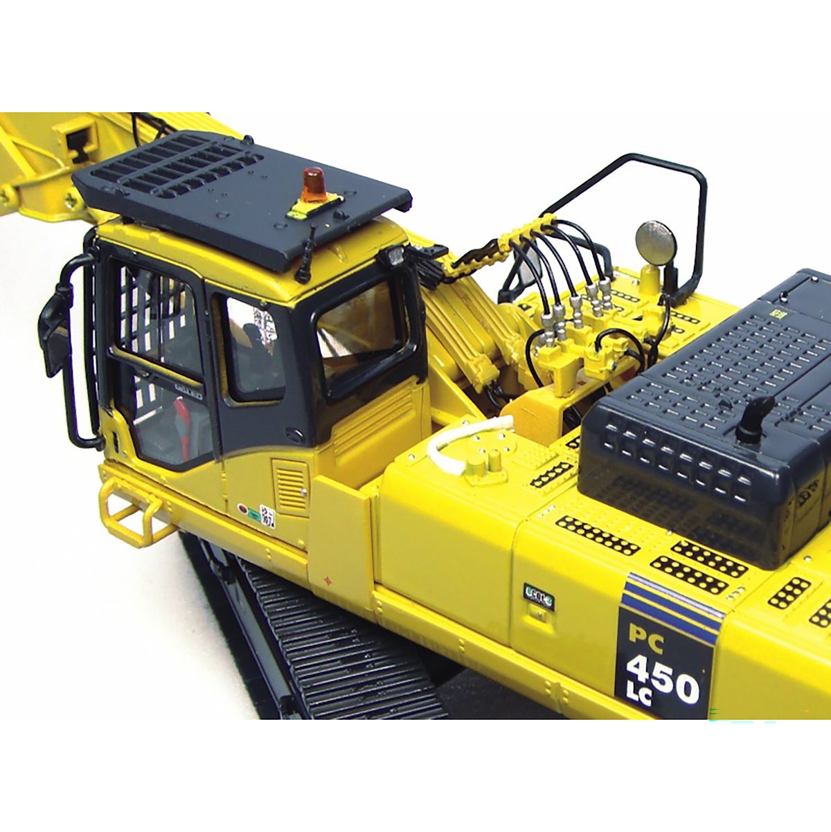1/50 Komatsu PC450LC Excavator with Short Boom & Bucket by