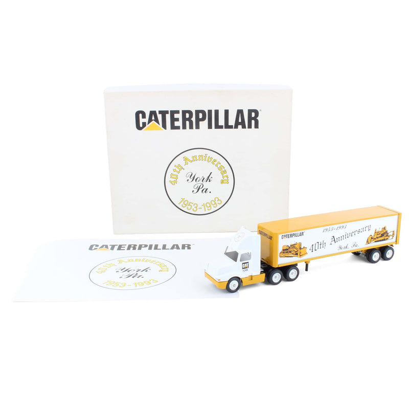 1/64 Winross Caterpillar Semi Truck Limited Edition 40th Anniversary York, PA
