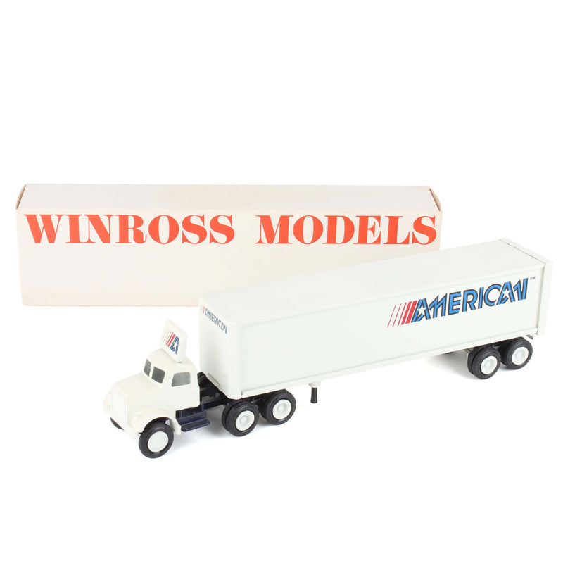 1/64 Truck by Winross, White w/American Box Trailer