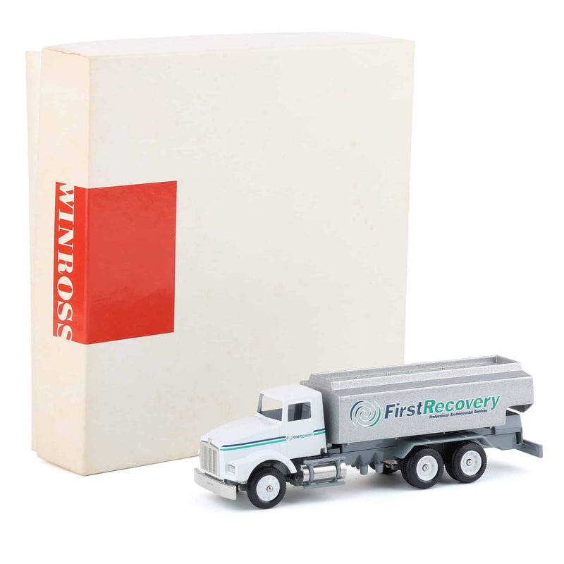 1/64 Winross Truck, First Recovery Straight Truck Tanker
