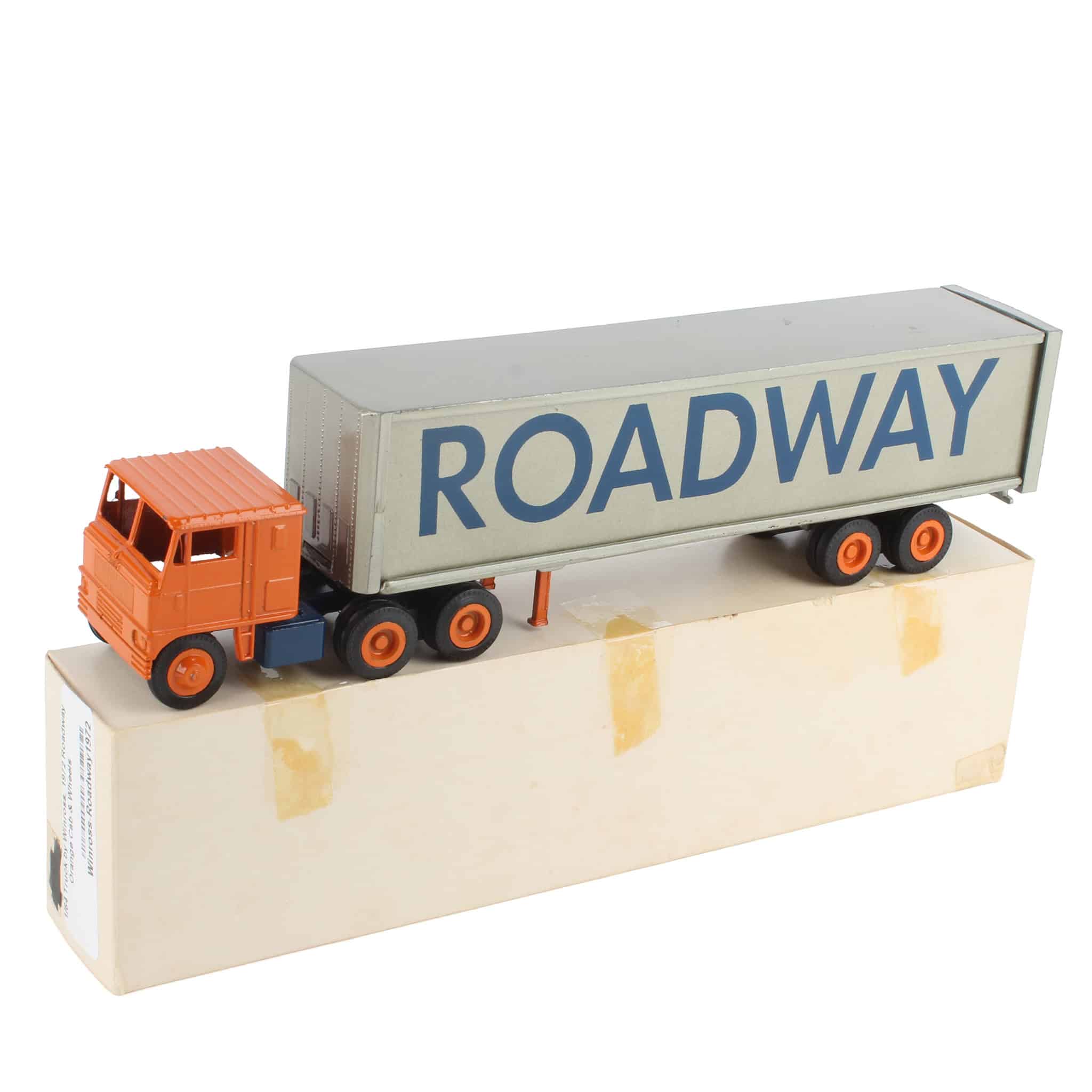 1/64 Truck by Winross, 1972 Roadway Orange Cab & Wheels — Outback Toys