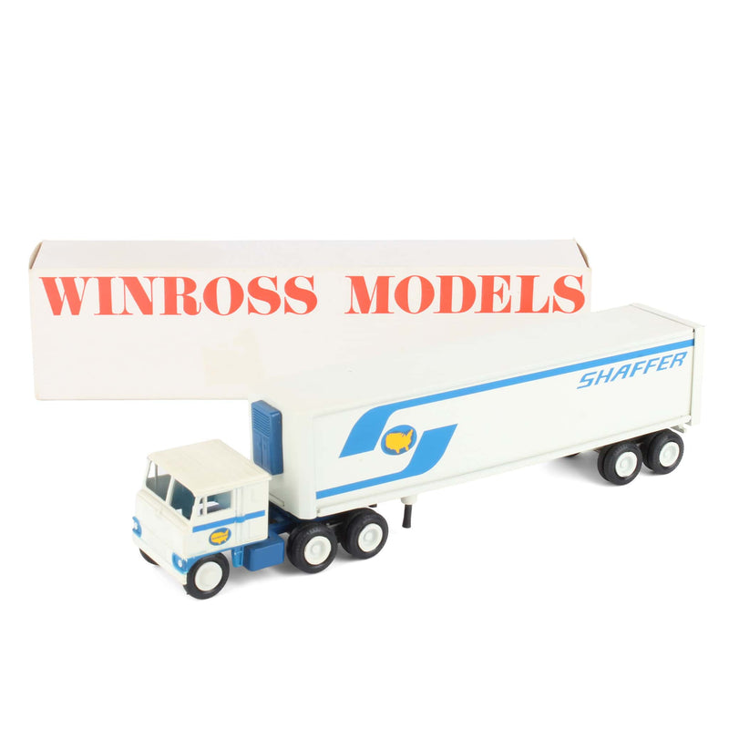 1/64 Truck by Winross, White Cab-over 1981 Shaffer Box Trailer