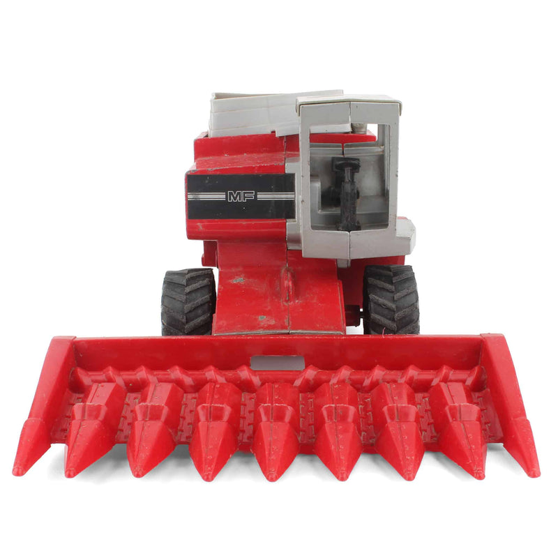 (B&D) 1/16 Massey Ferguson 850 Combine with Corn Head only, by ERTL - Damaged Item