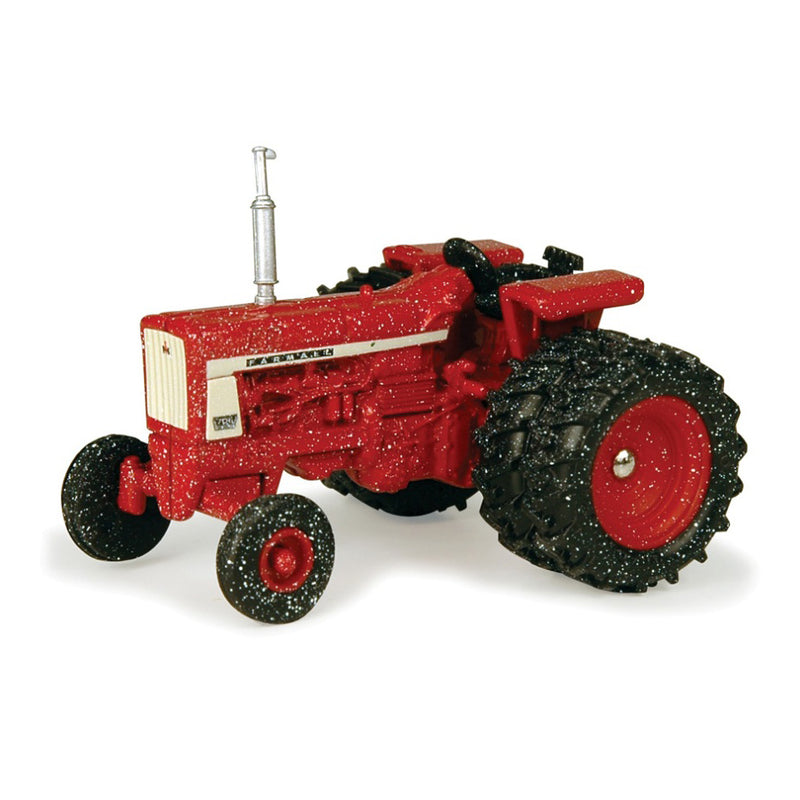 1/64 Farmall 706 Snowy with Rear Duals by ERTL
