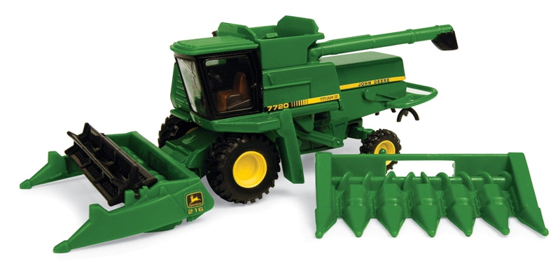 (B&D) 1/64 John Deere 7720 Titan II with Corn & Grain Heads - Damaged Box