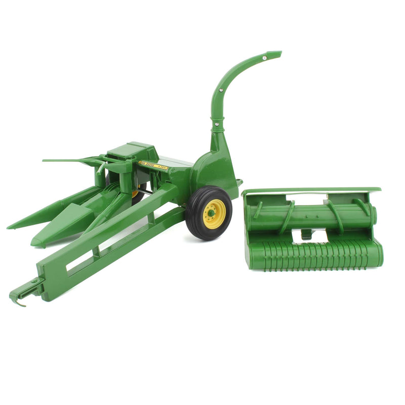 1/16 John Deere 3950 Pull-Type Forage Harvester with Interchangeable Headers by ERTL - LOOSE